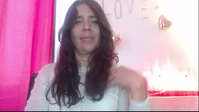 Snapshot of Victoria_meester chatting on 03.08.25 Victoria meester online show from 03.08.25