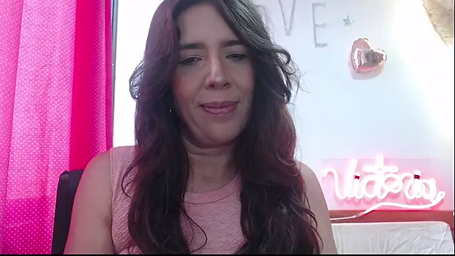 Snapshot of Victoria_meester chatting on 03.14.25 Victoria meester online show from 03.14.25