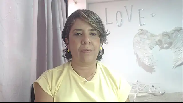 Snapshot of Victoria_meester chatting on 09.26.25 Victoria meester online show from 09.26.25