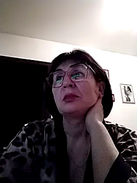 Snapshot of AlbinaXPretty chatting on 12.06.24 AlbinaXPretty online show from 12.06.24