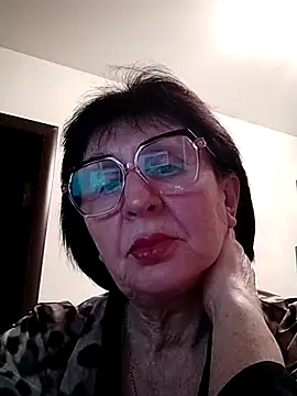 Snapshot of AlbinaXPretty chatting on 02.01.25 AlbinaXPretty online show from 02.01.25