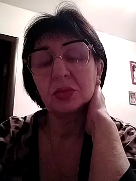 Snapshot of AlbinaXPretty chatting on 02.02.25 AlbinaXPretty online show from 02.02.25