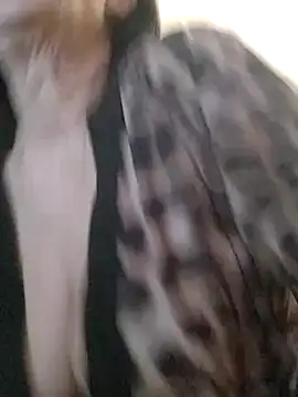 Snapshot of AlbinaXPretty chatting on 03.22.25 AlbinaXPretty online show from 03.22.25