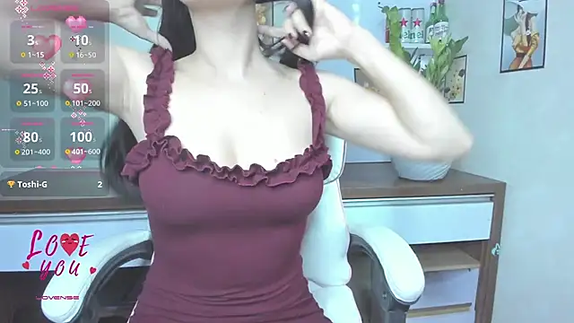Snapshot of Mimini- chatting on 09.18.25 Mimini- online show from 09.18.25