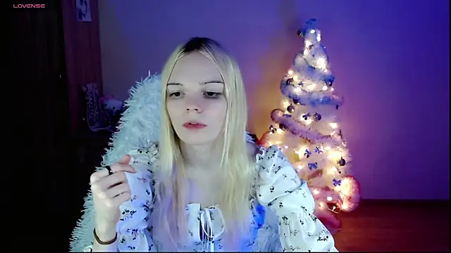 Emily Nyaffee online show from 12.30.24