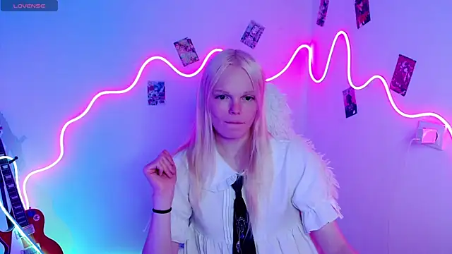 Emily Nyaffee online show from 10.03.25