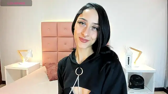 lhiamfit online show from 10.11.25