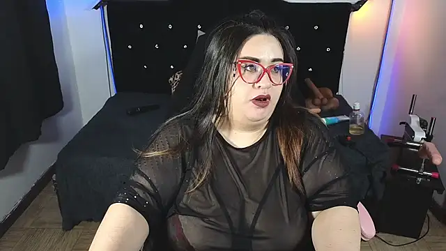 Snapshot of anacohen chatting on 02.24.25 anacohen online show from 02.24.25