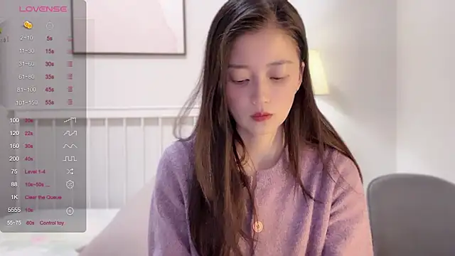 A-xena online show from 02.28.25