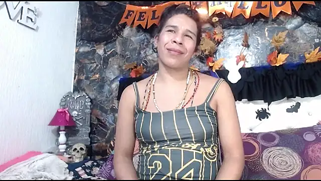 DesireDirtyTS   online show from 10.06.25