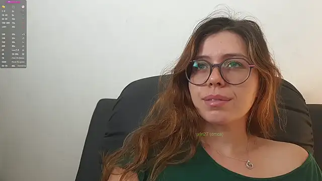 Snapshot of irinasweet27 chatting on 03.21.25 irinasweet27 online show from 03.21.25