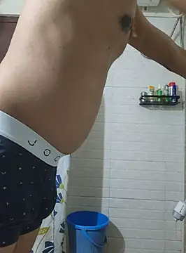 Snapshot of surfer_fun29 chatting on 12.30.24 surfer fun29 online show from 12.30.24