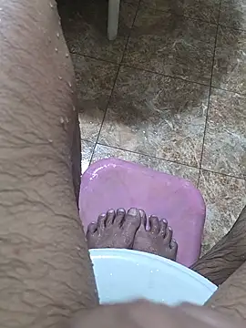 Snapshot of surfer_fun29 chatting on 03.11.25 surfer fun29 online show from 03.11.25