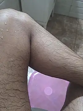 Snapshot of surfer_fun29 chatting on 03.18.25 surfer fun29 online show from 03.18.25