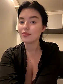 Snapshot of Angela_Fosterr chatting on 10.11.25 Angela Fosterr online show from 10.11.25