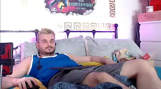 Snapshot of erotico69xxx chatting on 03.02.25 erotico69xxx online show from 03.02.25