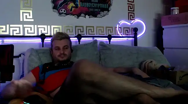 Snapshot of erotico69xxx chatting on 03.10.25 erotico69xxx online show from 03.10.25