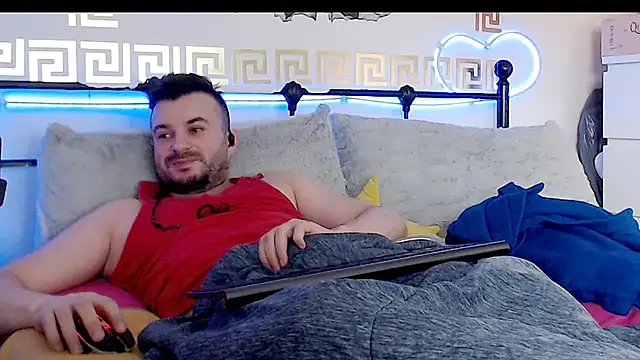 Snapshot of erotico69xxx chatting on 09.29.25 erotico69xxx online show from 09.29.25