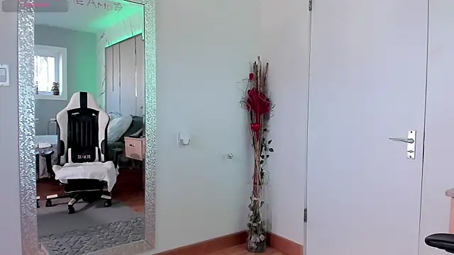 Jadeh Williams02 online show from 03.09.25