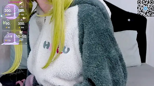 nonawhitemm online show from 10.20.25