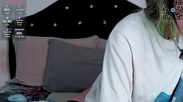 nonawhitemm online show from 11.28.25