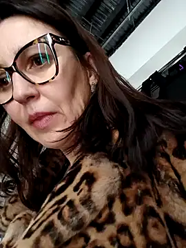 Snapshot of Ulyana72882 chatting on 01.27.25 Ulyana72882 online show from 01.27.25