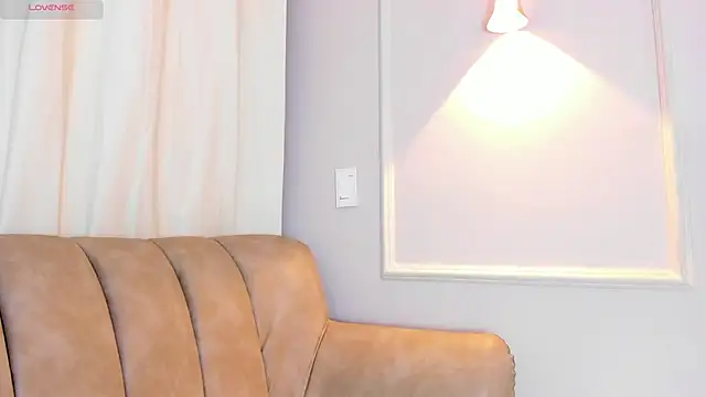 Snapshot of Lia_walton chatting on 12.26.24 Lia walton online show from 12.26.24