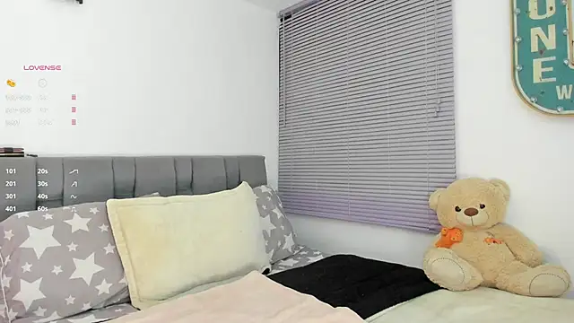 Gigi-bom online show from 09.12.25