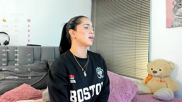 Gigi-bom online show from 11.12.25