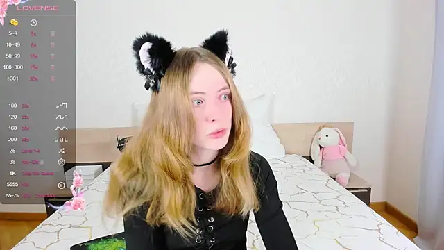 Cowell Adelina online show from 10.04.25