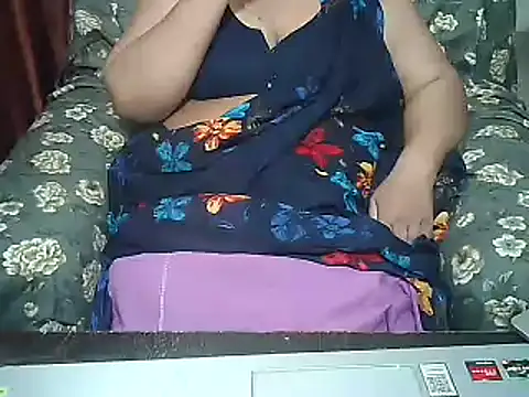 Snapshot of Punambhabisexy chatting on 02.24.25 Punambhabisexy online show from 02.24.25