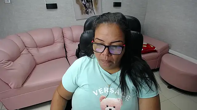 Penelope Nipples  online show from 12.31.24