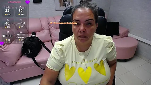 Penelope Nipples  online show from 01.27.25