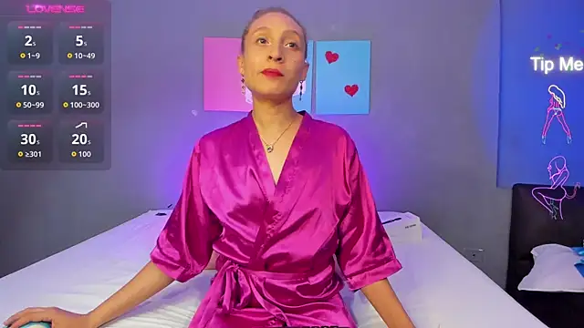 Snapshot of IsabellaSpencer chatting on 10.09.25 IsabellaSpencer online show from 10.09.25