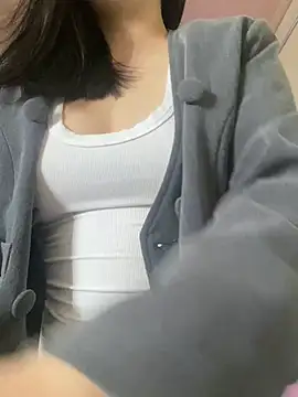 Snapshot of Ruby_bear chatting on 12.19.24 Ruby bear online show from 12.19.24
