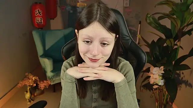 Snapshot of VeliraBraitberg chatting on 01.25.25 VeliraBraitberg online show from 01.25.25