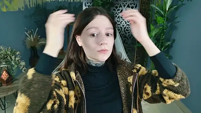 Snapshot of VeliraBraitberg chatting on 11.01.25 VeliraBraitberg online show from 11.01.25