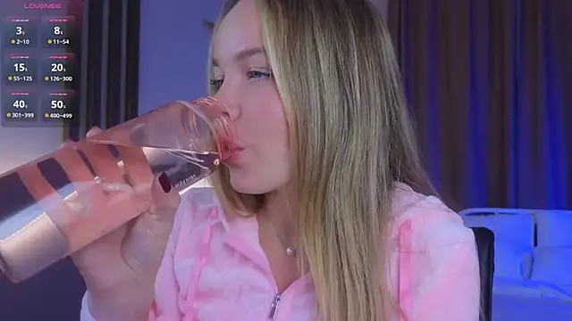 milly shy online show from 12.02.25