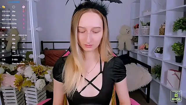  Ri na  online show from 10.31.25