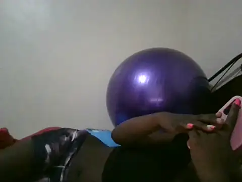 Sonnia  online show from 02.22.25