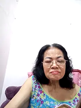 Snapshot of Hotestlove chatting on 03.15.25 Hotestlove online show from 03.15.25