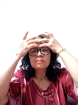 Snapshot of Hotestlove chatting on 03.16.25 Hotestlove online show from 03.16.25