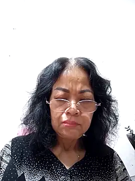 Snapshot of Hotestlove chatting on 03.21.25 Hotestlove online show from 03.21.25