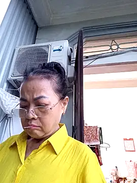 Snapshot of Hotestlove chatting on 09.22.25 Hotestlove online show from 09.22.25