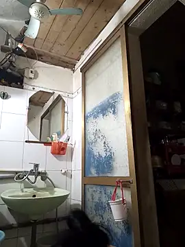 Snapshot of Hotestlove chatting on 10.03.25 Hotestlove online show from 10.03.25