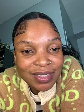 Snapshot of slimcateee chatting on 02.28.25 slimcateee online show from 02.28.25
