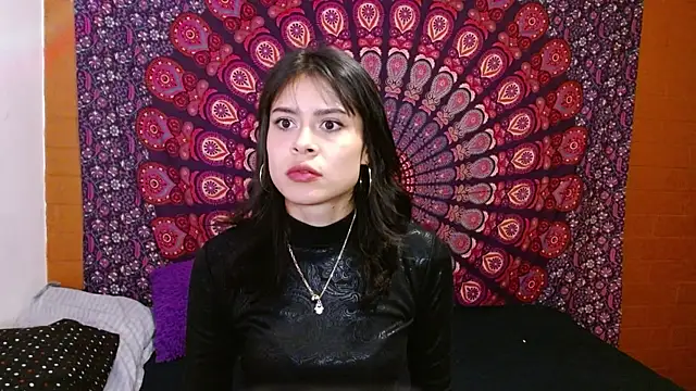 Snapshot of AbbySccott chatting on 10.18.25 AbbySccott online show from 10.18.25