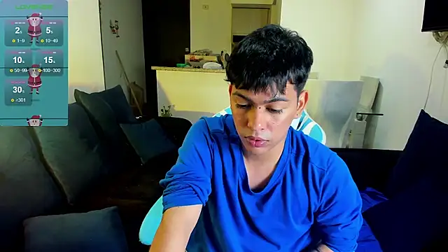 Snapshot of Franco_Rizzo_ chatting on 12.16.24 Franco Rizzo online show from 12.16.24