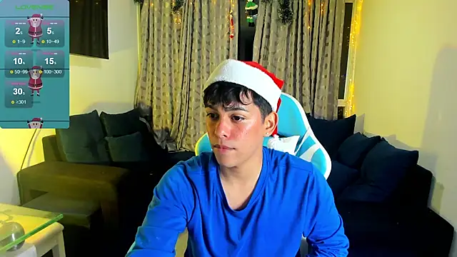 Snapshot of Franco_Rizzo_ chatting on 12.29.24 Franco Rizzo online show from 12.29.24