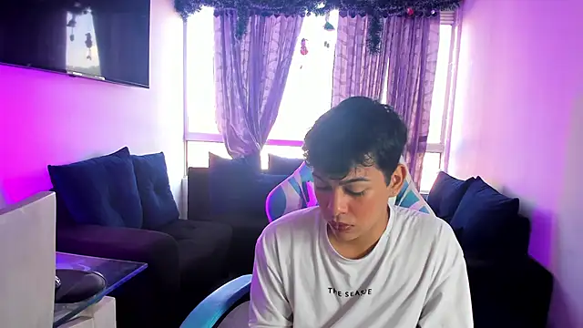 Snapshot of Franco_Rizzo_ chatting on 01.15.25 Franco Rizzo online show from 01.15.25